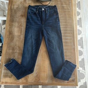 American Eagle super high rise jegging  crop